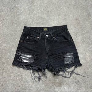Vintage Distressed High waisted Black Denim Shorts 🖤✨